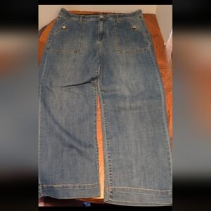 Women's Blue Wide Leg Denim Jeans with Patch Pockets